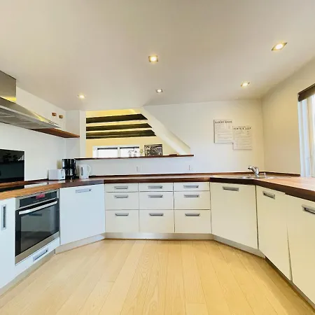 Lejlighed Aday - 3 Bedrooms Luxurious In